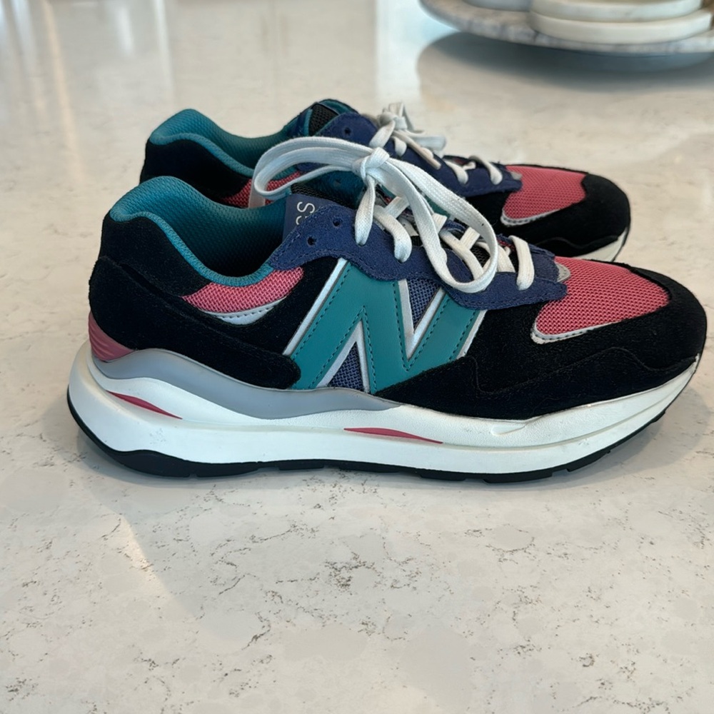 Figs New Balance 5740 Cactus/Desert Rose